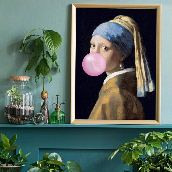 The Girl Blowing Bubblegum Print: 27 ½ x 39 ¼ in | 70x100 cm / Gloss